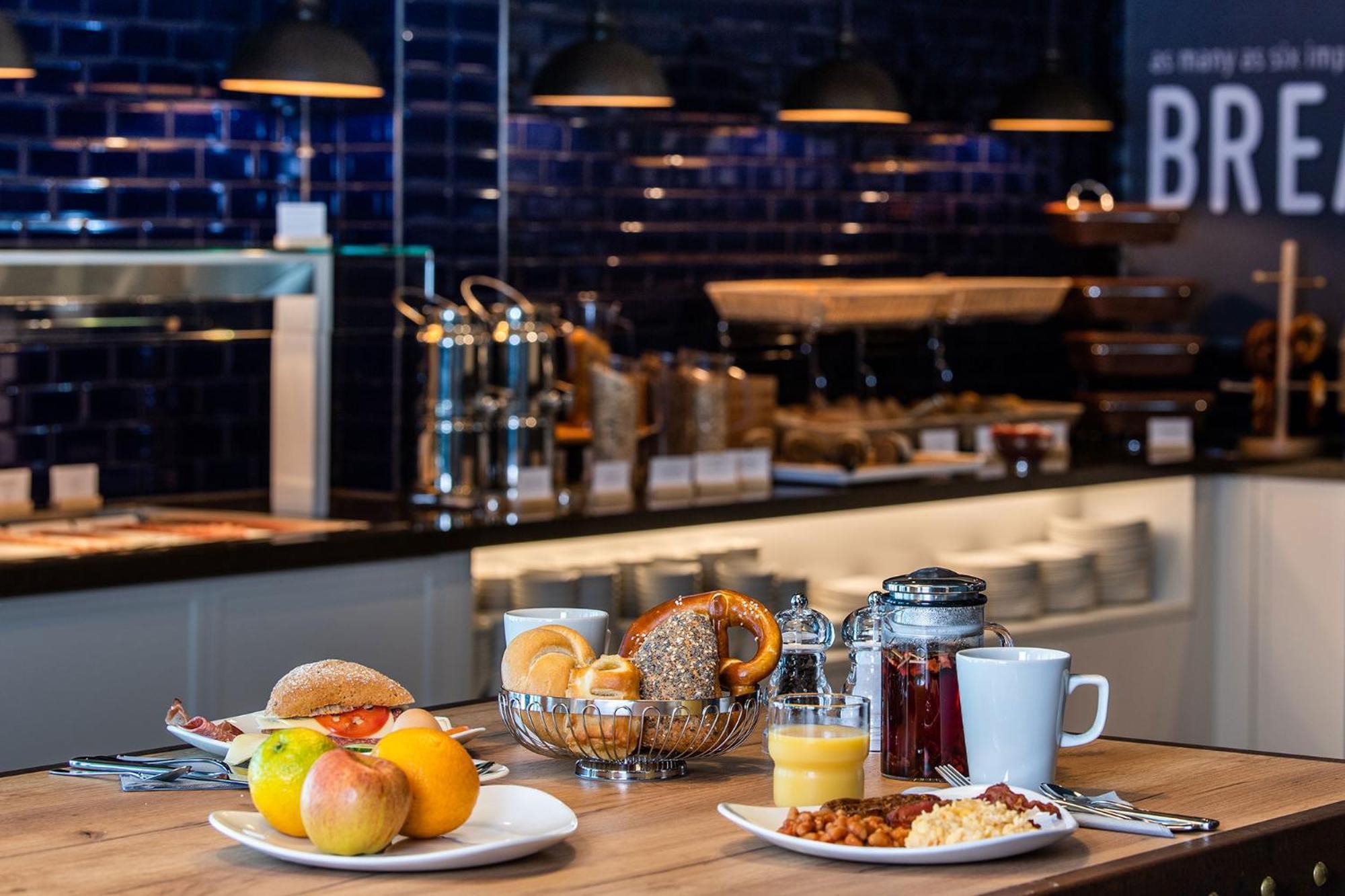 Premier Inn Berlin City Wilmersdorf Dış mekan fotoğraf